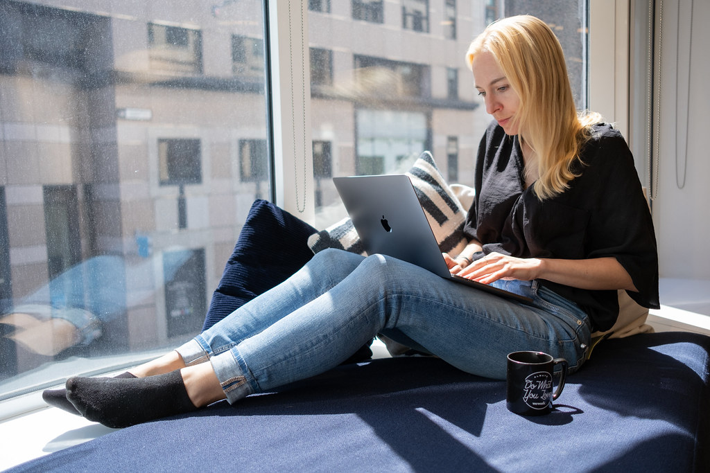 Building a Remote Support Team: Virtual Assistant Staffing Explained
